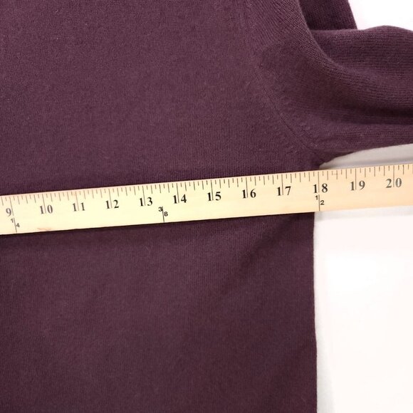 Vince Cashmere Men Sweater Crew Neck Size Small Wine Soft Stretch Office Wear - Picture 6 of 9